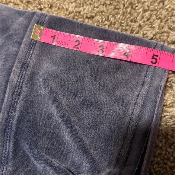 Umgee light grayish blue velour short sleeve top w/side slits (XL) - EUC! - Picture 6 of 10